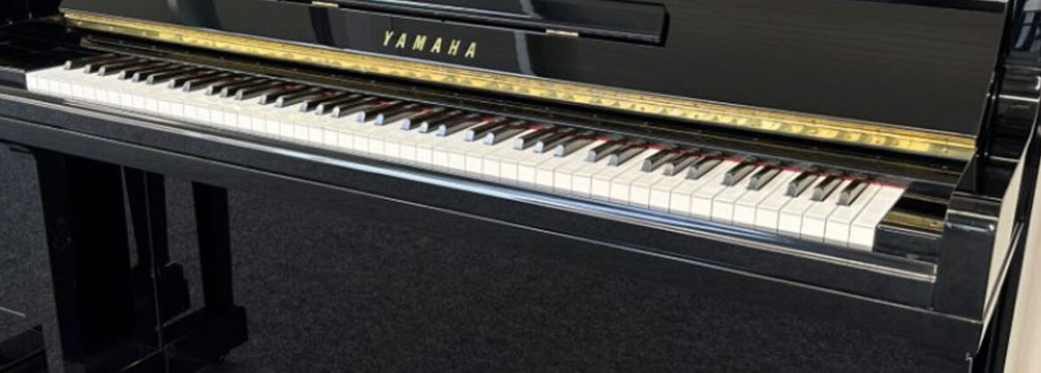 Yamaha U3